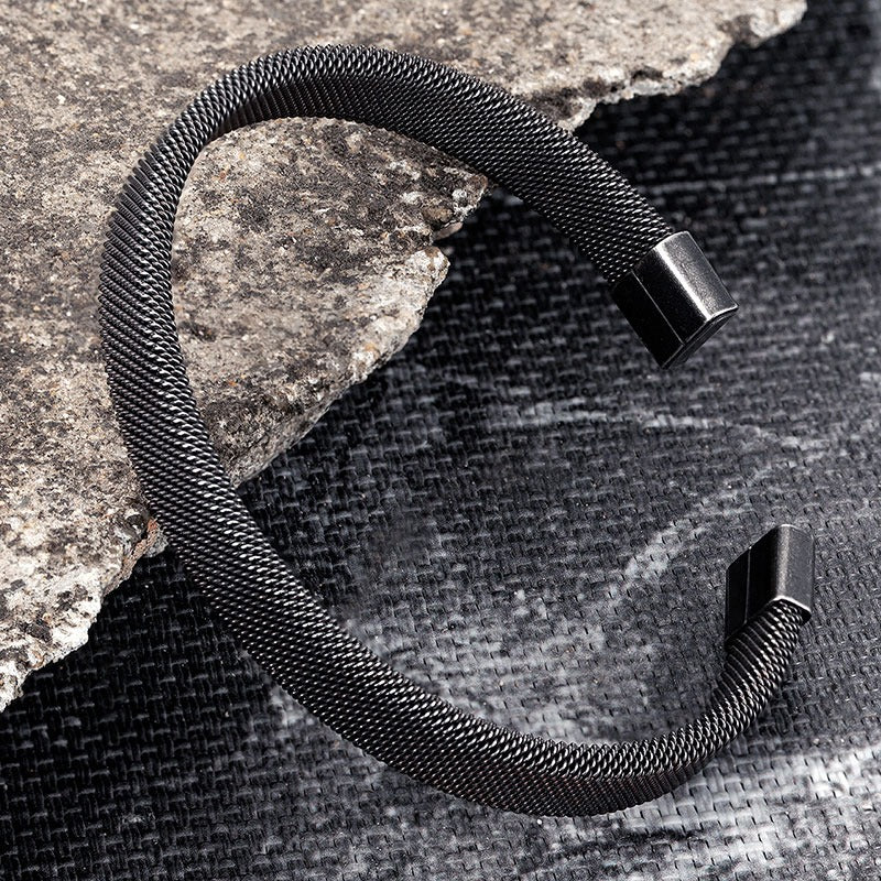Men Vintage Black Stainless Steel Bangle